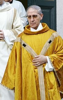 No existe distancia teológica con el Papa. El nuevo superior general de los Jesuitas ante la prensa.